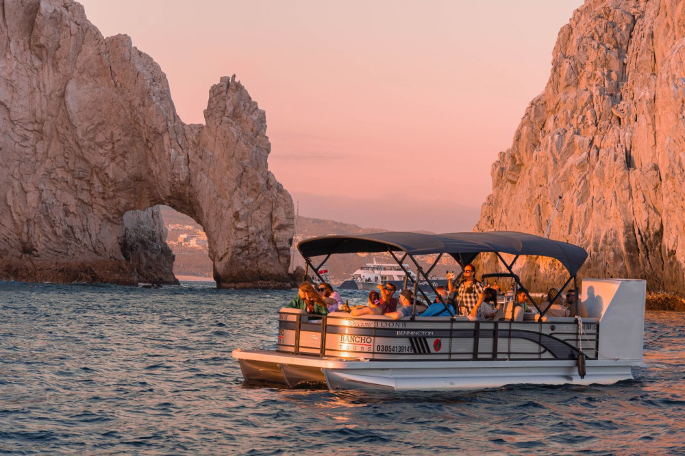 Private Tritoon Charter - 2 Hours