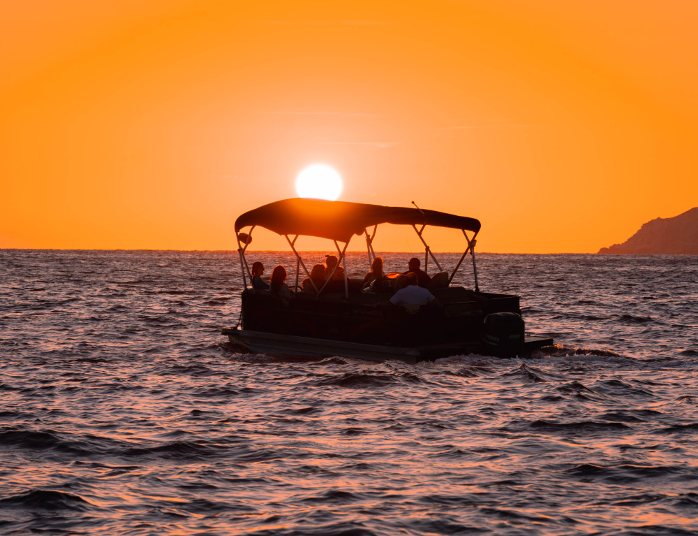 Private 2-Hour Elite Sunset Boat Tour