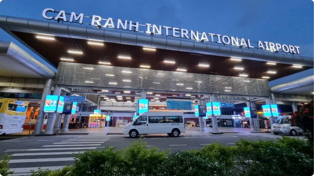 Cam Ranh Airport To Pham Van Dong Street Transfer - One Way - 16-Seater