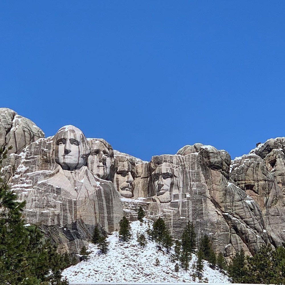 Private Black Hills Monument Package Tour