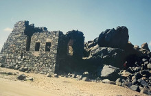 Kini Kini Transfer & Tours11