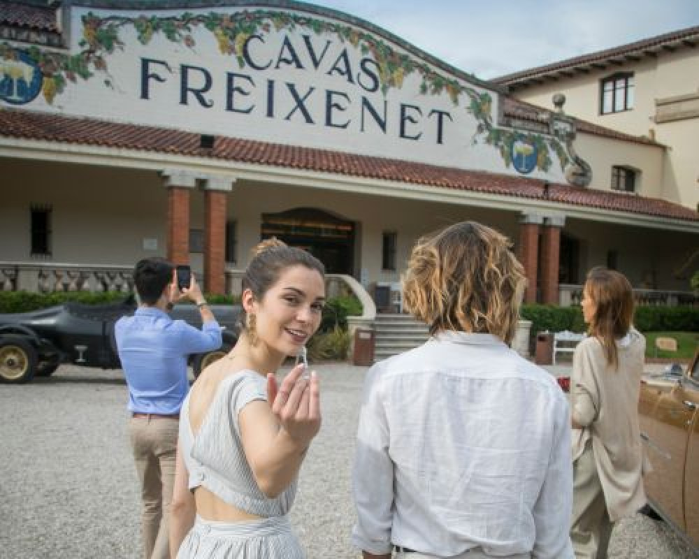 Private Tour to Freixenet Wine Cellar & Peña de Bernal from Mexico City