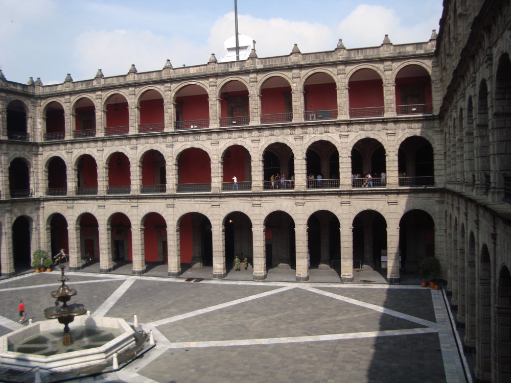AMIGO TOURS MEXICO CITY - Operadora Arozarena