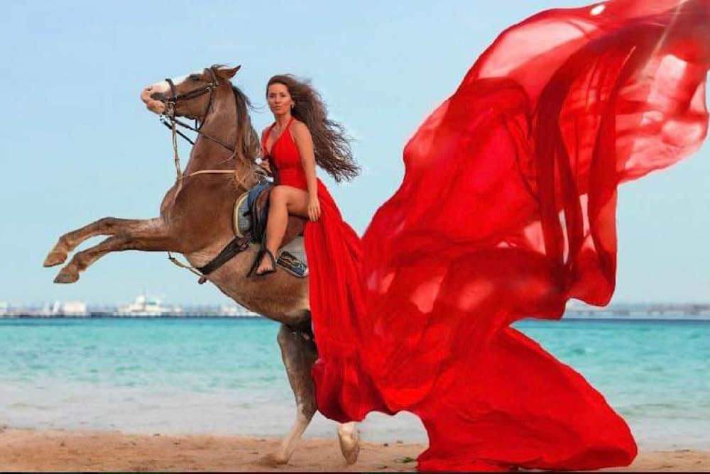 2 Hour Sun & Sea Horse Riding Tour with Transfer - Hurghada