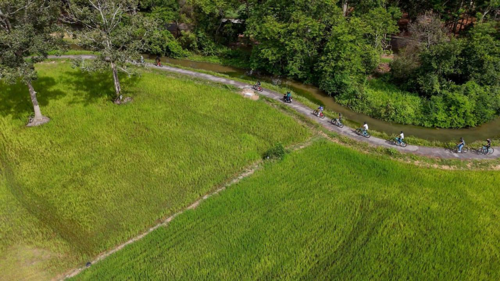About Cambodia Travel & Tours