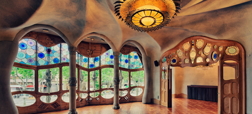 Gaudí Experience Private Tour, photo 5 of 7