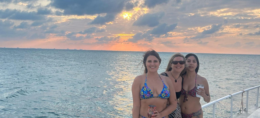 Stingray City: Catamaran Sunset Tour