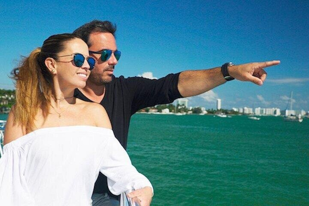 Miami Biscayne Bay Skyline & Celebrity Mansions Boat Tour