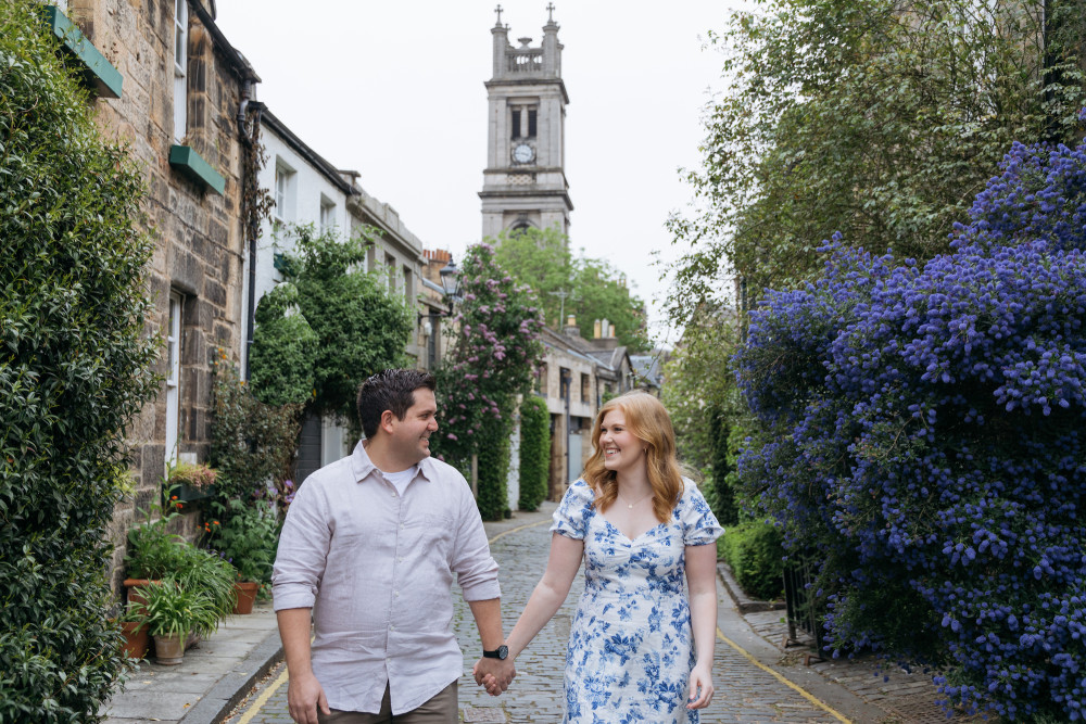 Edinburgh - Romantic Private Photoshoot for Couples with a Top-Rated Local Photographer