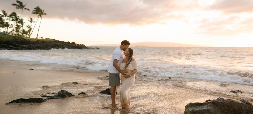 Maui - Romantic Private Photoshoot for Couples-Top-Rated Local Photographer
