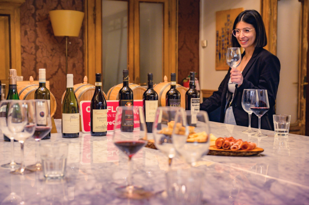 Symphony of Wines: 8-Wines Premium Tasting Experience in Florence