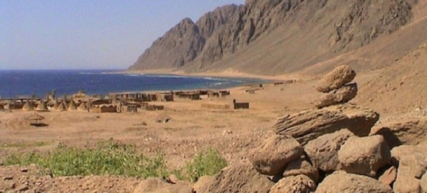 3 Pools Trip by Bus with Camel Ride & Dahab City Tour - Sharm El Sheikh