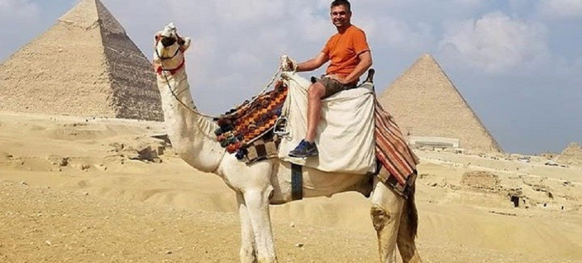 Half-Day Trip to Giza Pyramids and Sphinx with 30 M Camel-Riding