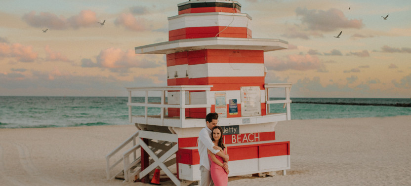 Miami - Romantic Private Photoshoot for Couples-Top-Rated Photographer