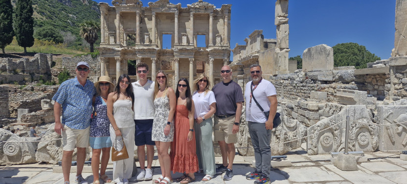 Skip-the-Line: Ephesus, House of Mary, Artemis Tour with Lunch for Cruisers