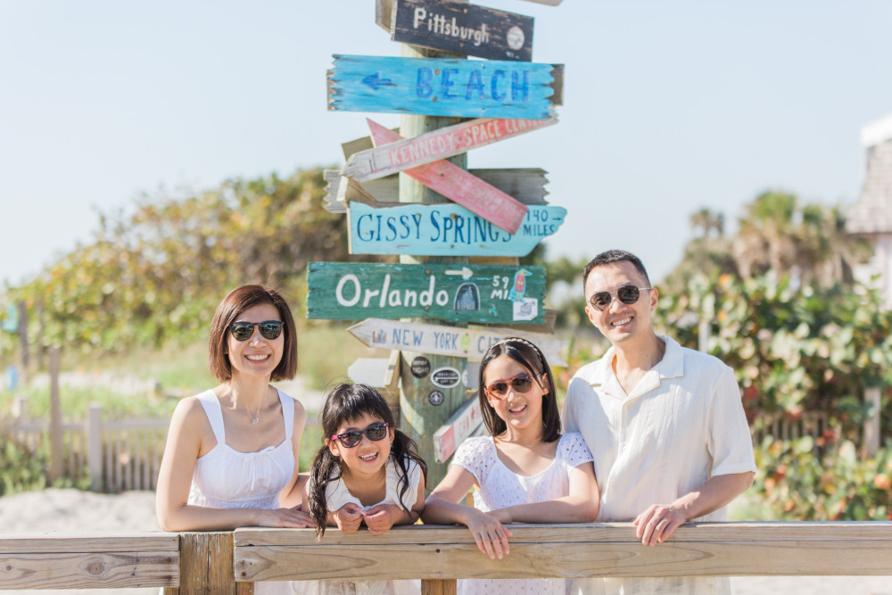 Orlando - Private Photoshoot with a Top-Rated Local Photographer | Capture Iconic Landmarks