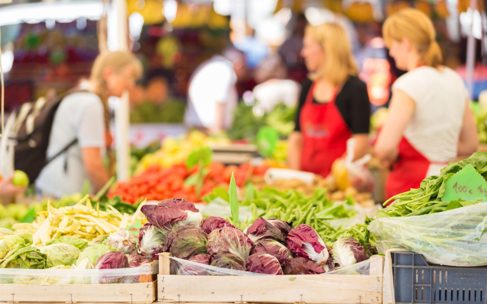 Local Food Market Tour in Florence