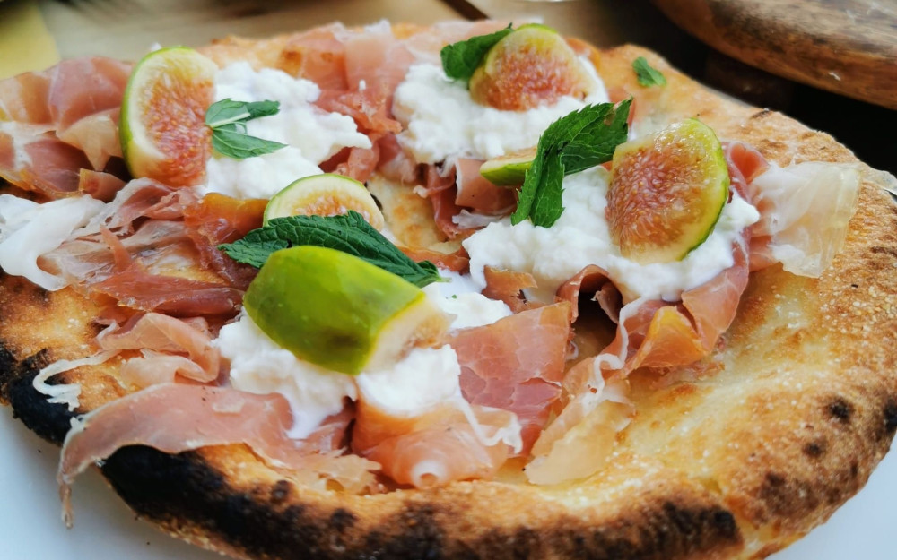 Pizza & Dessert Cooking Class in Rome