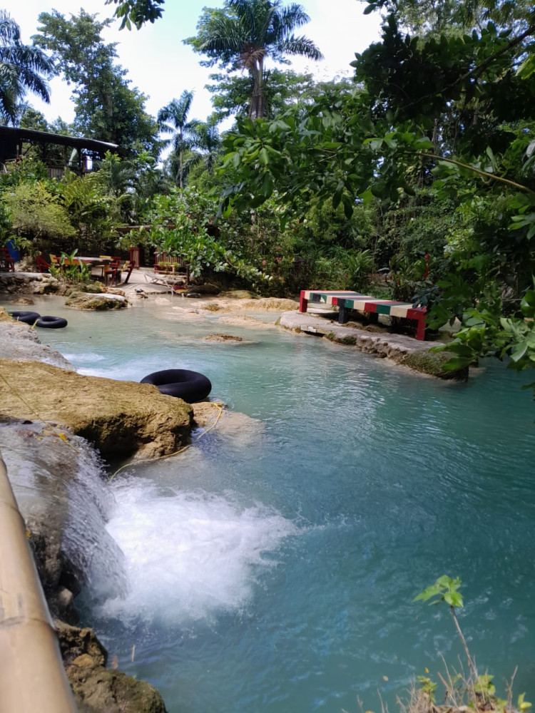 Private AC Airport Transfer: Kingston (NMIA) → Ocho Rios
