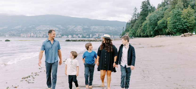 Vancouver - Private Photoshoot with a Top-Rated Local Photographer 