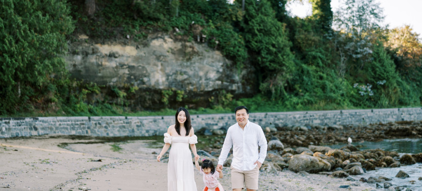 Vancouver - Private Family Photoshoot with a Kid-Friendly Photographer