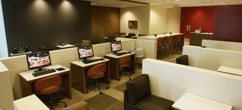 Toronto Pearson International Airport (YYZ) Plaza Premium Lounge