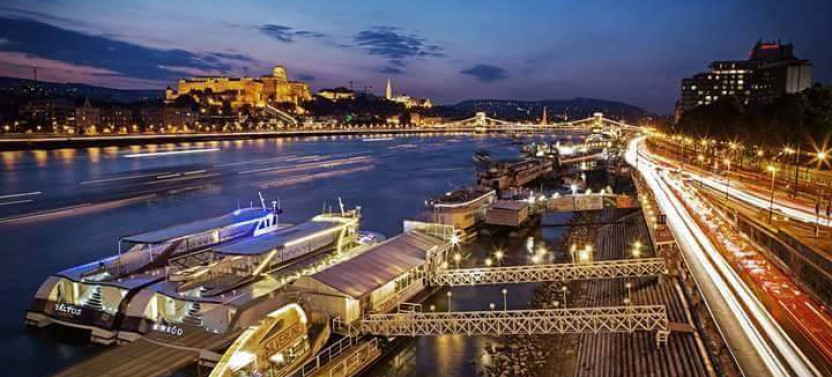 Dinner & Lights on the Danube