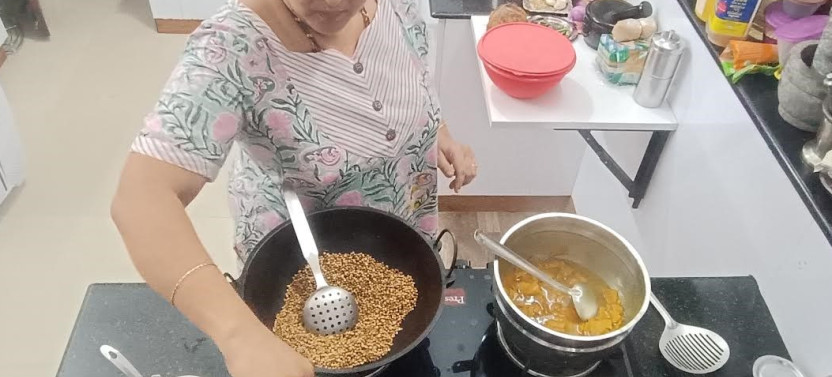 Private Traditional Cooking Class in Kochi with Archana