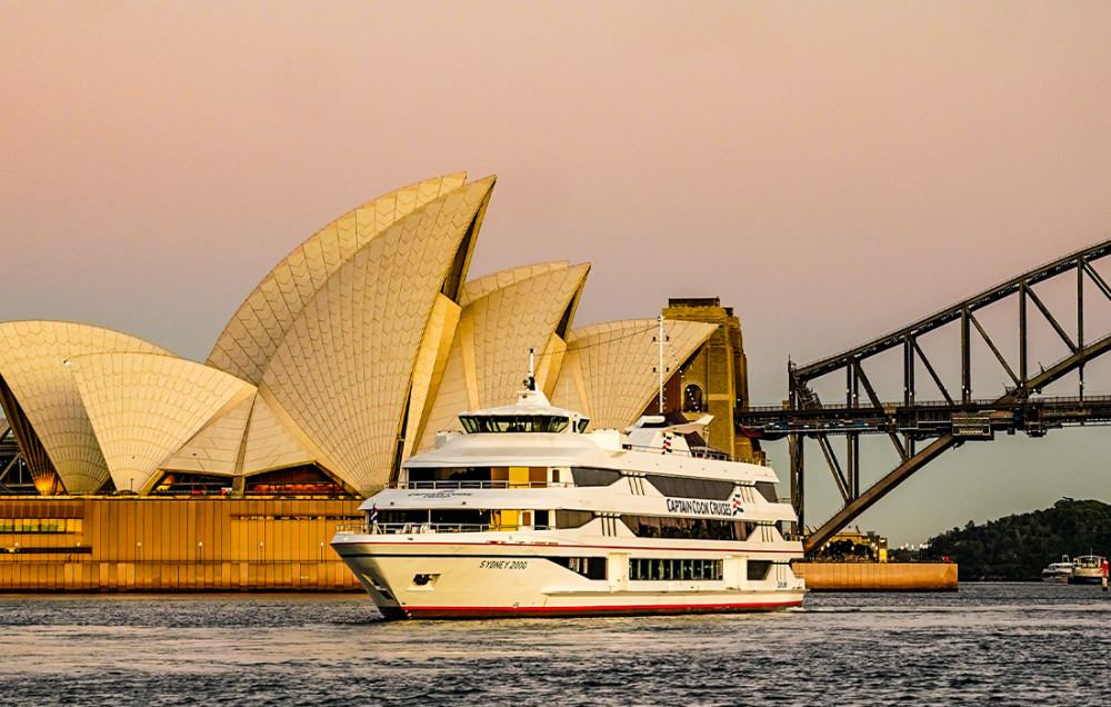 Sydney Harbor Sunset Dinner Cruise