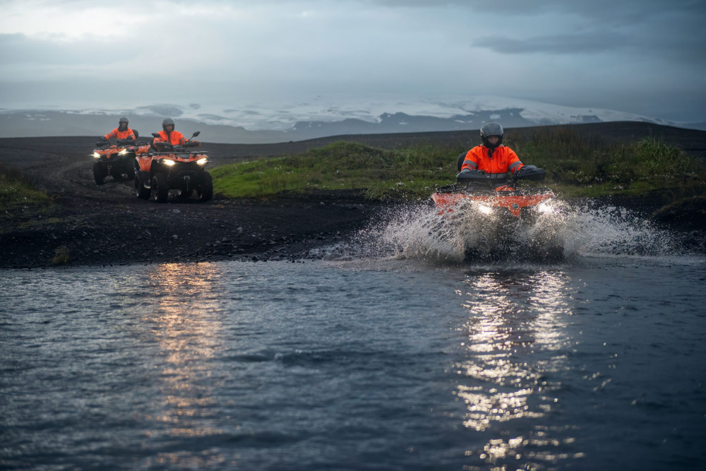 South Coast & DC-3 Plane Wreck Black Beach ATV Adventure