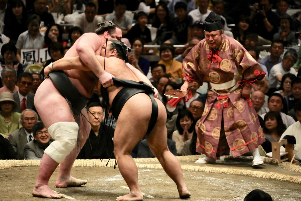 Grand Sumo October Option in Tokyo
