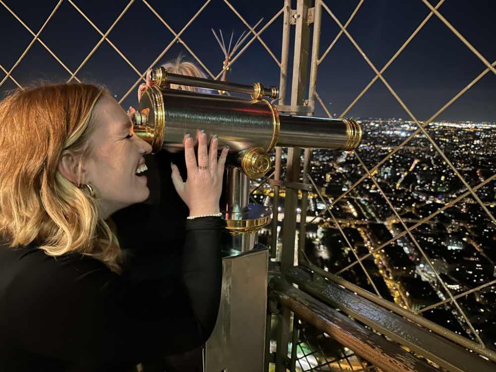 Eiffel Tower Tour With Champagne On The Seine