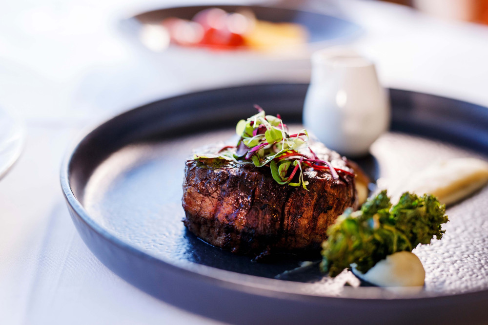 Sydney Harbour Starlight Dinner Cruise