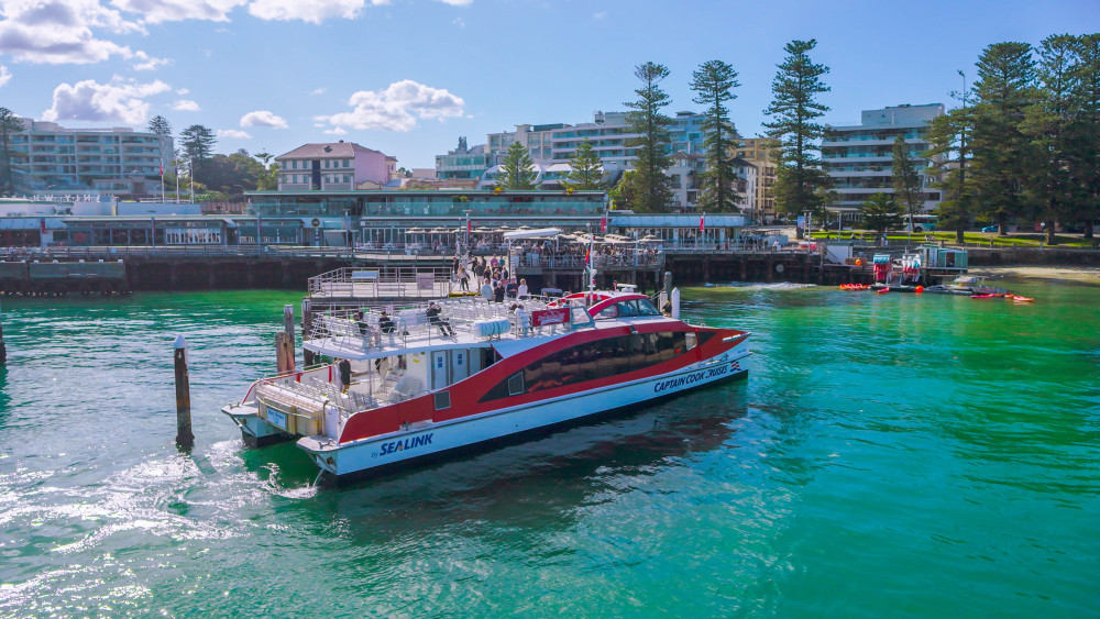 Hop On Hop Off 1-Day Sydney Harbour Pass