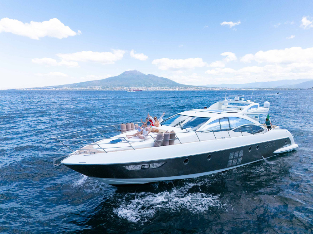 VIP Capri Dining Experience & Aperitif with Luxury Yacht Transfer