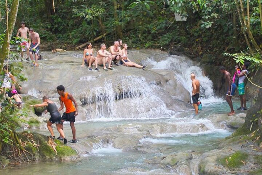 Private: Mayfield Falls and Sunset at the Rick's Cafe from Montego Bay