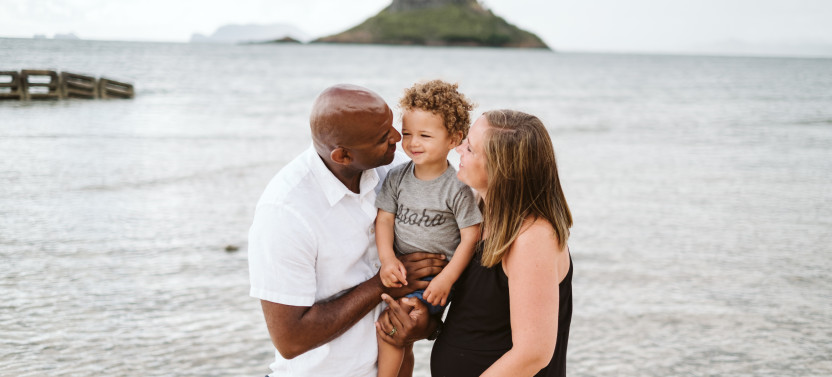 Honolulu - Private Family Photoshoot with a Kid-Friendly Local Photographer