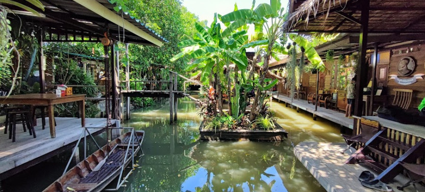 Private Mysterious Bangkok & Grand Palace, Tuk Tuk, Boat & Lunch