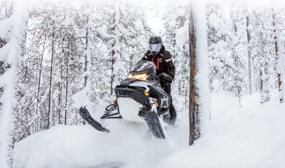 Arctic Circle Snowmobile Experience