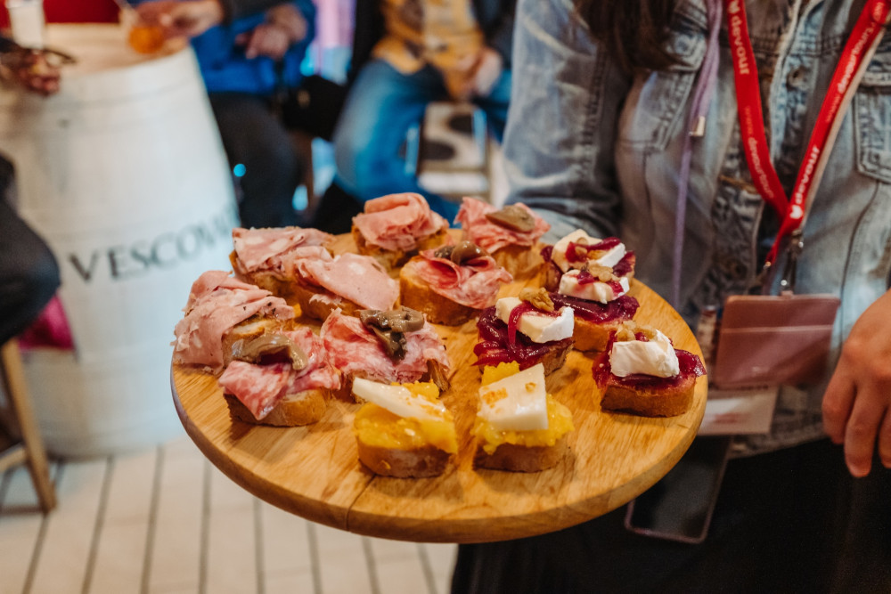 Tastes and Traditions of Venice: Rialto Market Tour