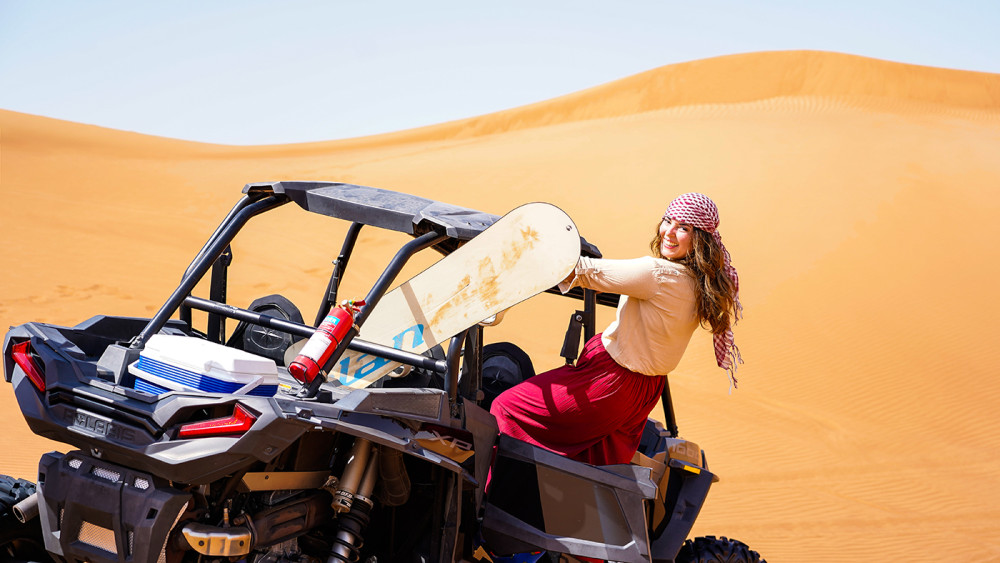 Dubai: Buggy Dune Bashing, Sand Boarding, Camel Ride & Show
