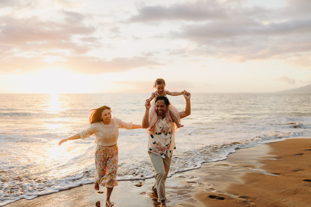 Maui - Private Family Photoshoot with a Kid-Friendly Local Photographer