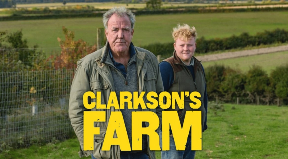 Clarkson's Farm Tour with Private Driver Guide from the Cotswolds