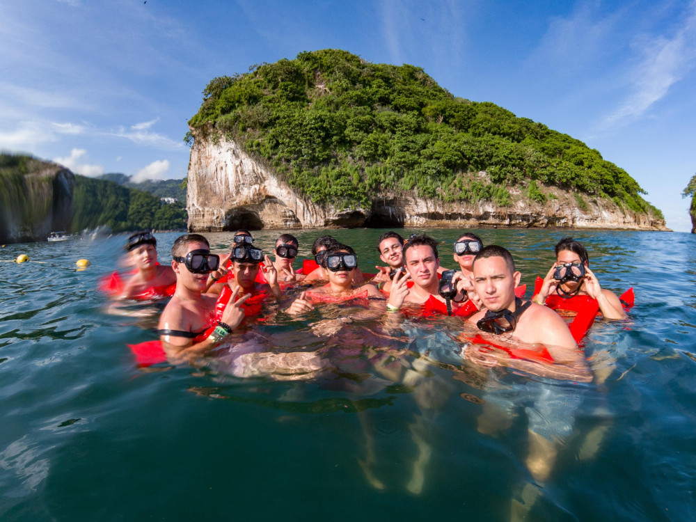 Puerto Vallarta Half Day Boating and Snorkeling Group Tour