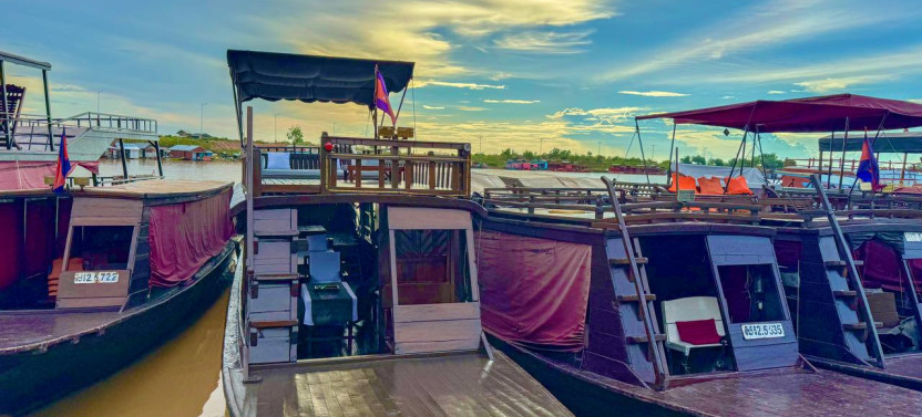 Siem Reap to Battambang by Private Boat on Tonle Sap Lake