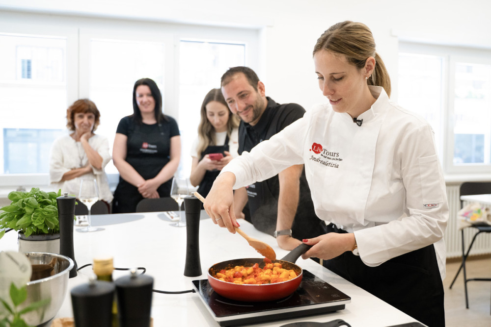 Market Tour & Gnocchi Making Class Semi-Private