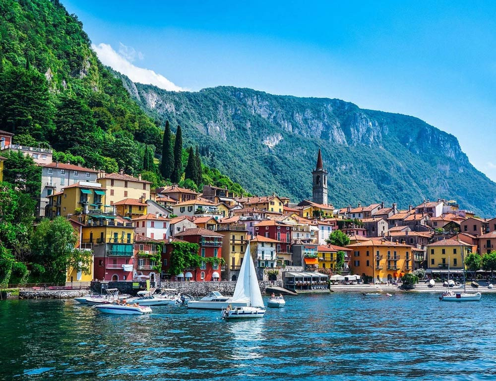 Como Walking Tour Via Train From Milan