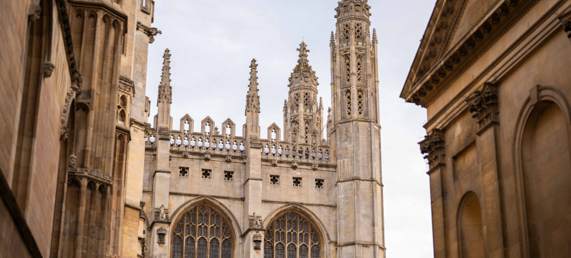 Shared Cambridge Alumni-led Cambridge Walking Tour w/opt King's Chapel