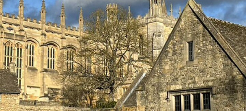 A Guide to the City of Dreaming Spires: A Self-Guided Audio Tour of Oxford