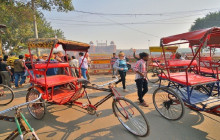 Raj Tour & Travel15